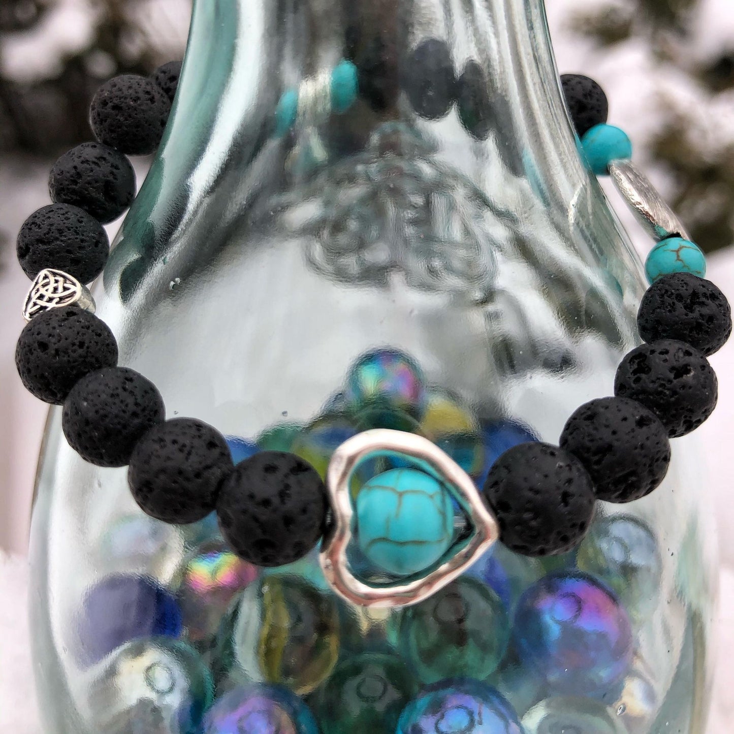 Bracelet Pierre de lave et turquoise/ Collection Fée Poirier